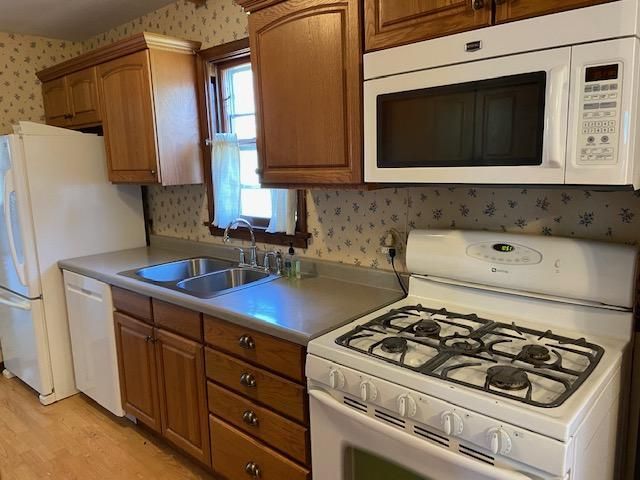 440 7th Ave, Clear Lake, WI 54005