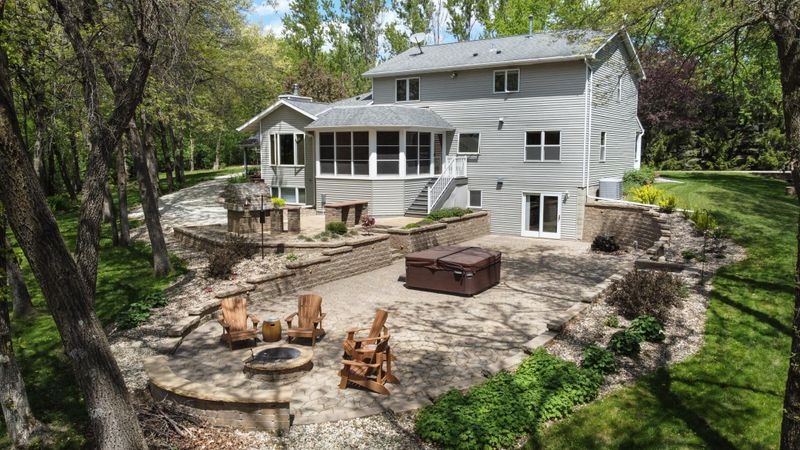 4101 Windsor Hills Ln SW, Rochester, MN 55902