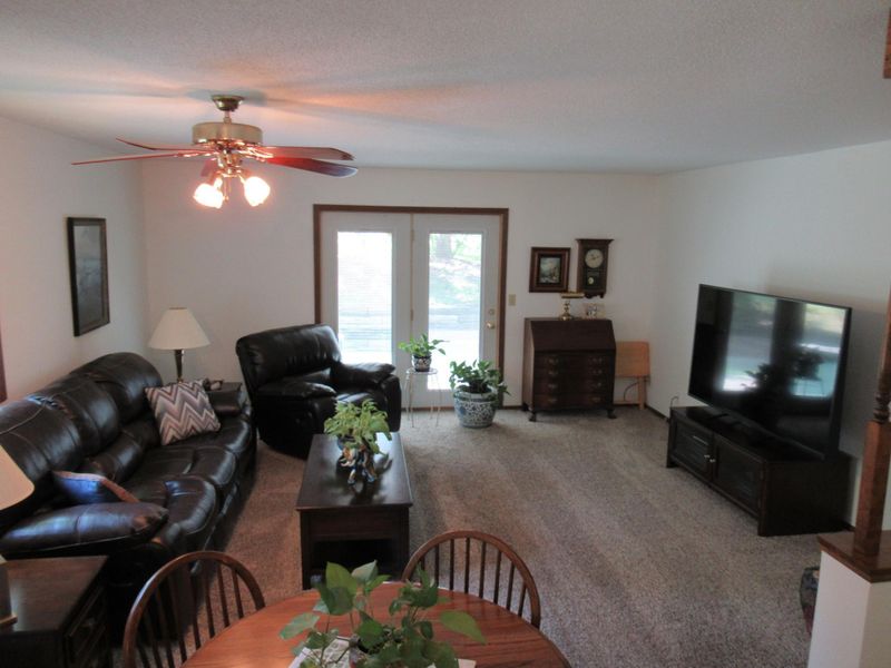 438 Etna St #101, Saint Paul, MN 55106