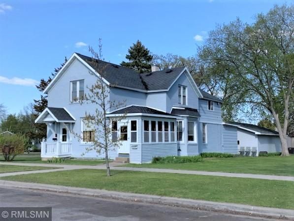 314 2nd St NE, Little Falls, MN 56345