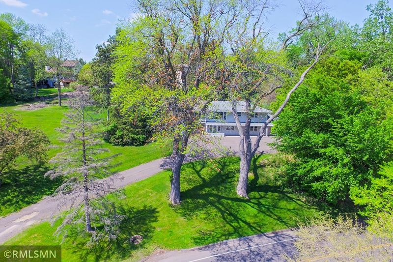 695 Keller Pw, Little Canada, MN 55117