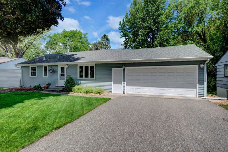 8014 W 35th St, Saint Louis Park, MN 55426