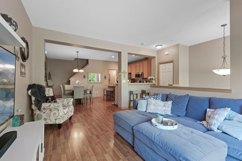 7621 Southridge Ct, Savage, MN 55378