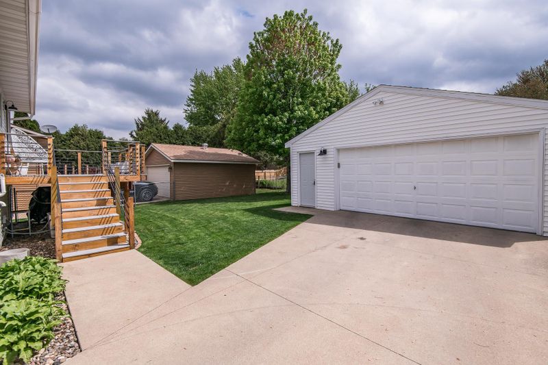 4710 Harvest Ct NW, Rochester, MN 55901