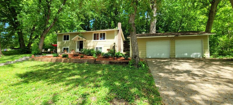 8051 Broad Ave NE, Fridley, MN 55432