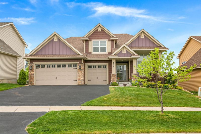 4534 Bailey Lake Dr, Woodbury, MN 55129