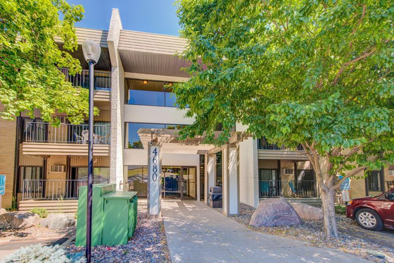 4680 Tower St SE #220, Prior Lake, MN 55372