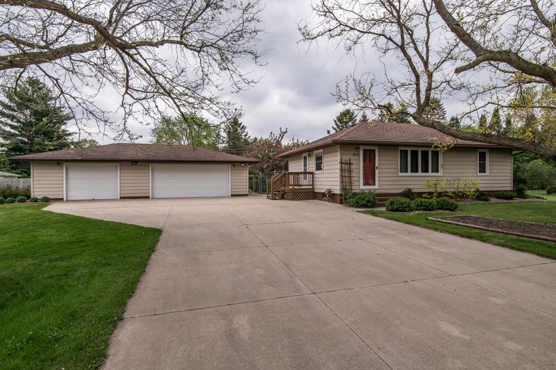 1612 27th St SE, Rochester, MN 55904