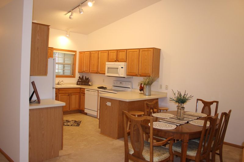 13435 96th Pl N, Maple Grove, MN 55369