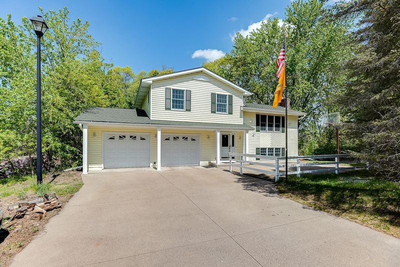 19250 Silverod St NW, Anoka, MN 55303