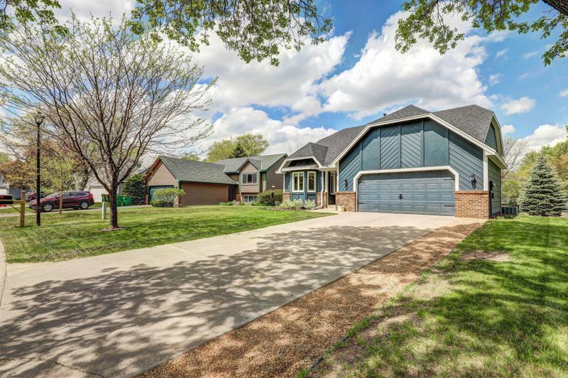 139 126th Ave NW, Coon Rapids, MN 55448