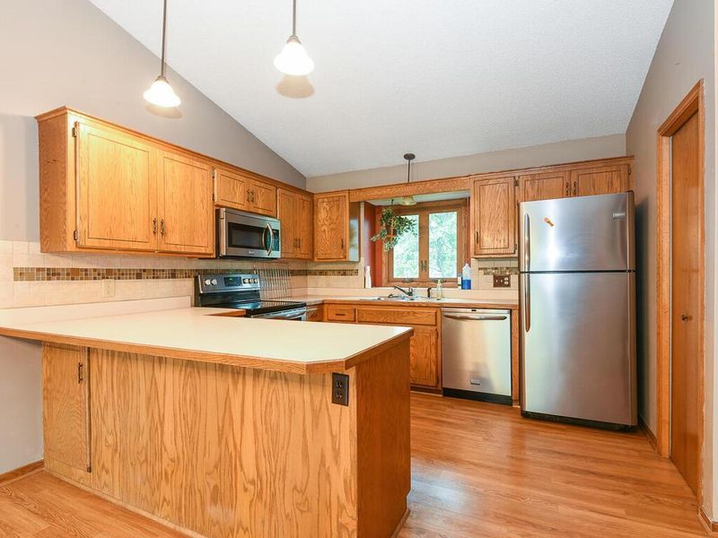 4064 152nd Ct W, Rosemount, MN 55068