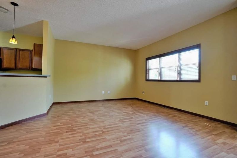 1345 Magnolia Ave E #1345, Saint Paul, MN 55106