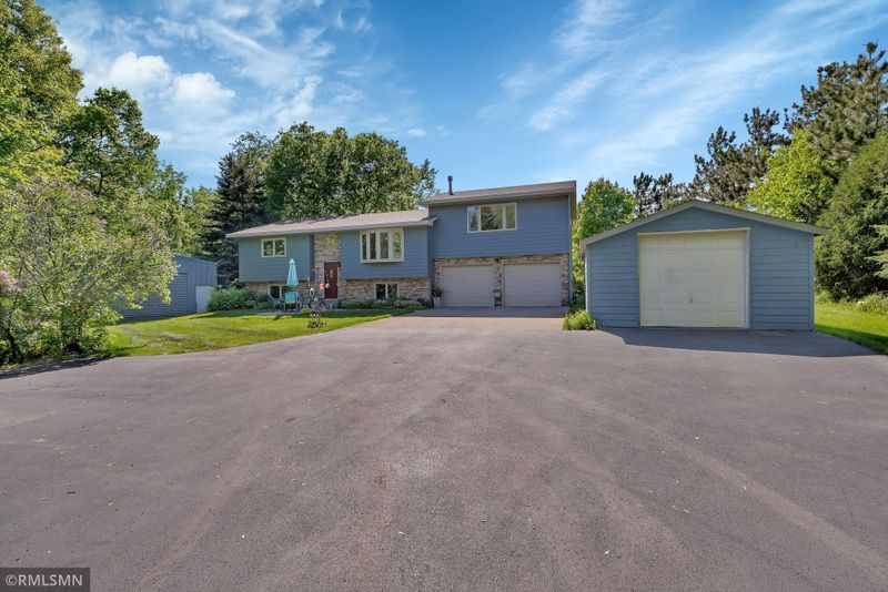 9175 Ochoa Ave NE, Elk River, MN 55330