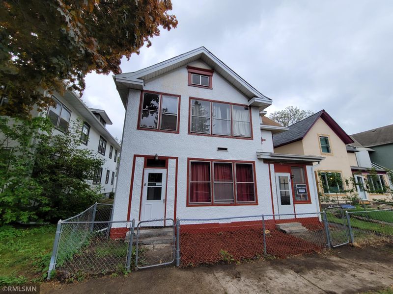 651 Adams St NE, Minneapolis, MN 55413