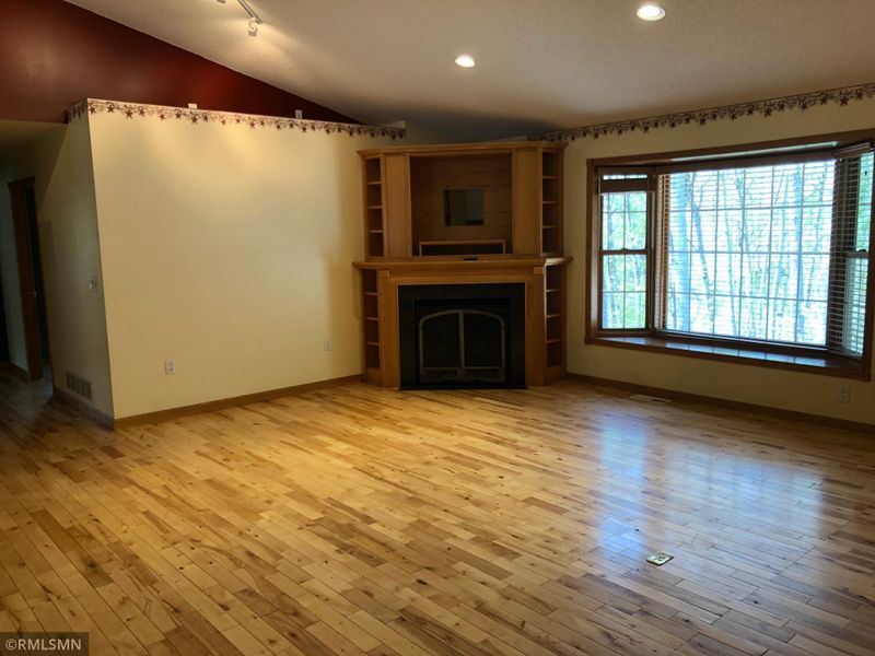 28345 Mayo Hills Rd, Pequot Lakes, MN 56472