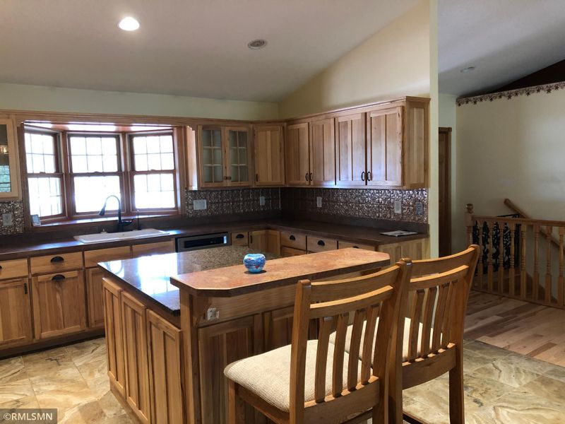 28345 Mayo Hills Rd, Pequot Lakes, MN 56472