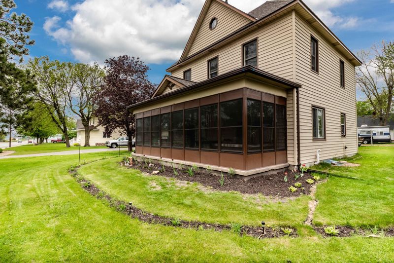 401 Main St, New Munich, MN 56356
