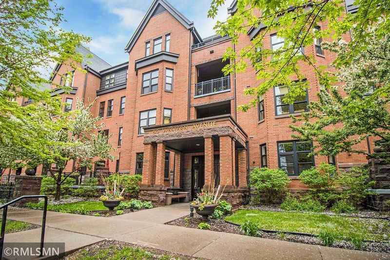 80 Western Ave N #305, Saint Paul, MN 55102