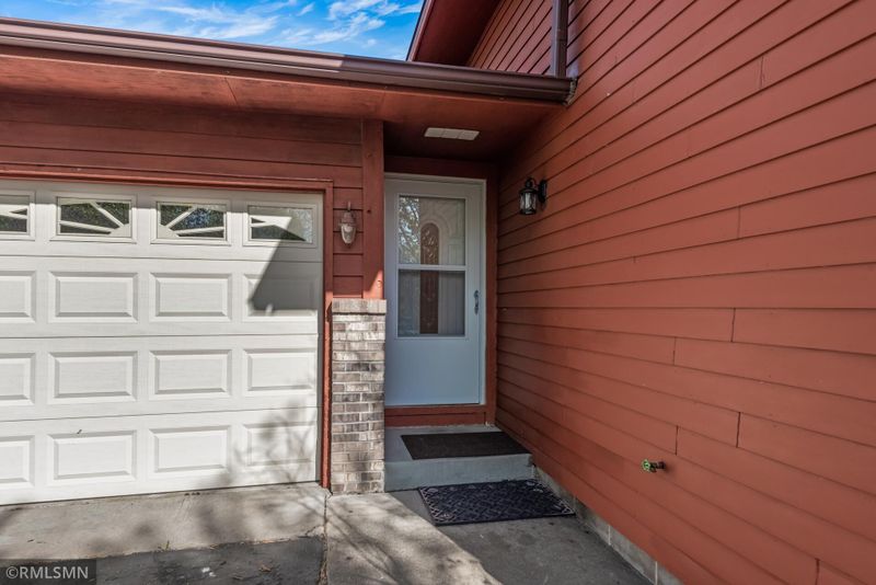 13575 Freeland Ave N, Hugo, MN 55038