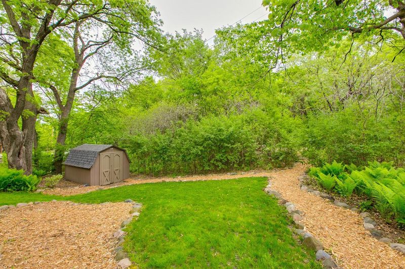 9740 Oliver Ave N, Brooklyn Park, MN 55444