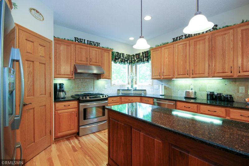 14349 Robin Rd NE, Prior Lake, MN 55372