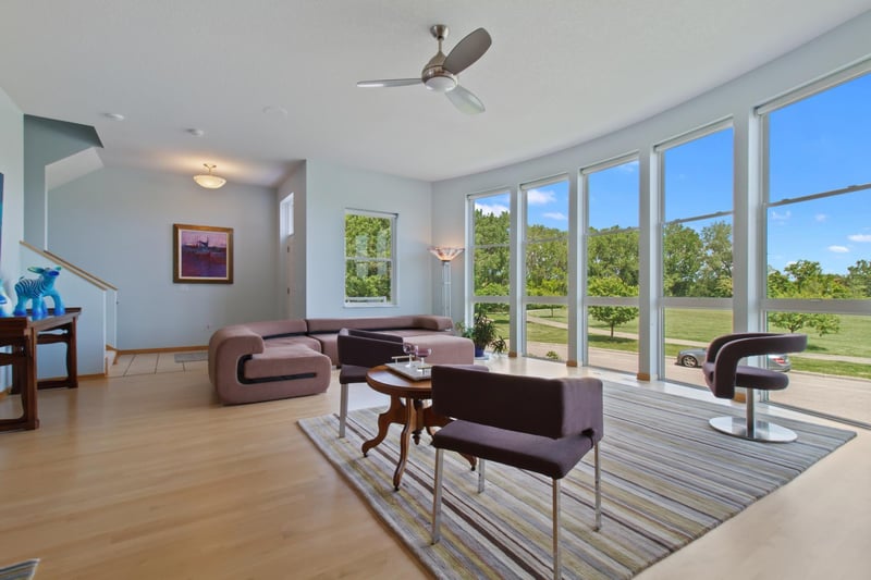 2329 River Pointe Cir, Minneapolis, MN 55411