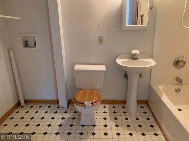 2298 294th Ln NW, Isanti, MN 55040