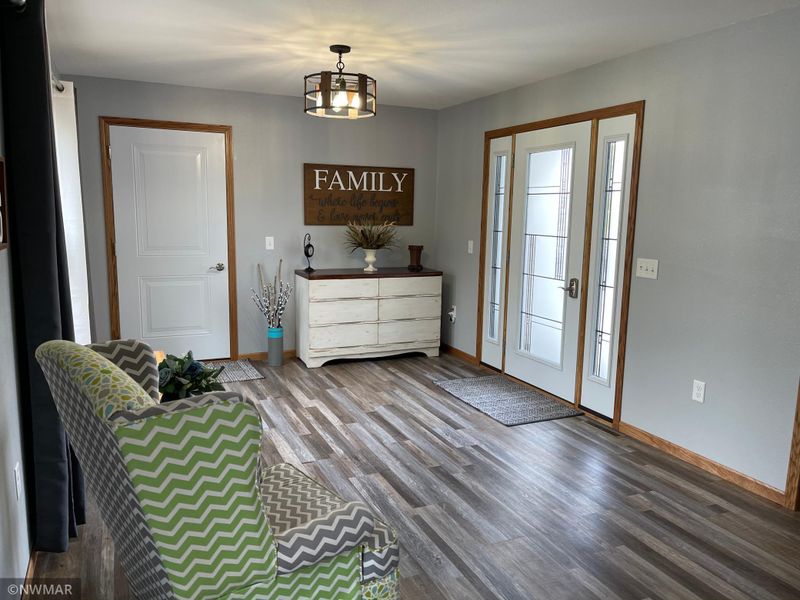 30441 333rd Ave, Roseau, MN 56751