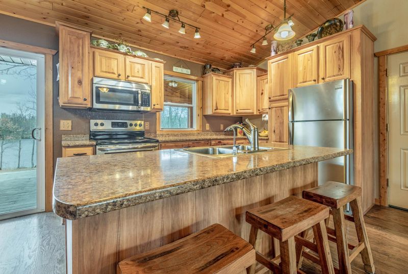 35090 Red Pine Rd, Deer River, MN 56636
