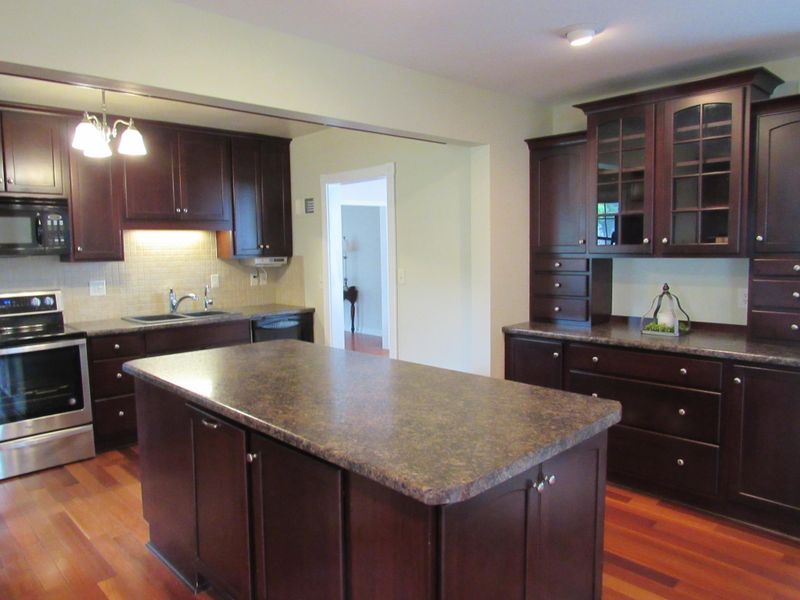 504 N Main St, Bricelyn, MN 56014
