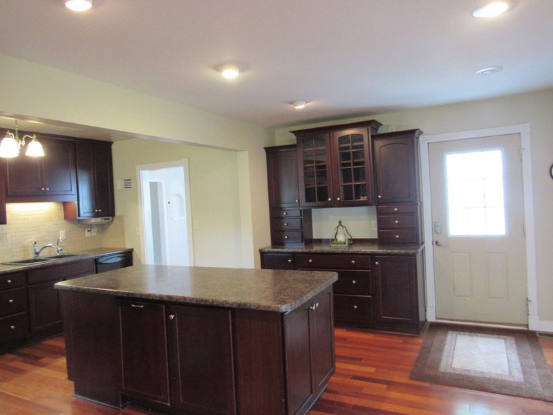 504 N Main St, Bricelyn, MN 56014