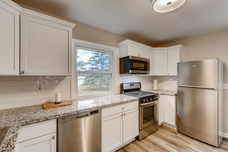 2049 106th Ave NW, Coon Rapids, MN 55433