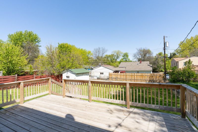739 Iowa Ave E, Saint Paul, MN 55106