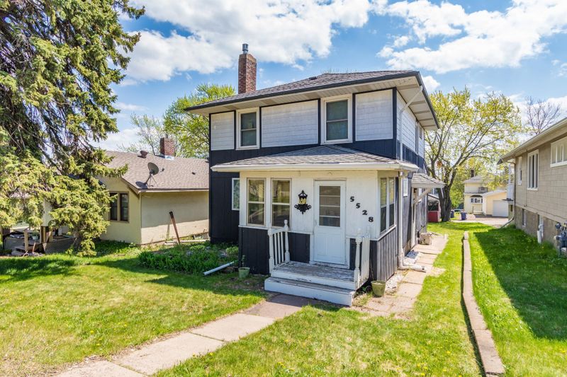 5528 Highland St, Duluth, MN 55807