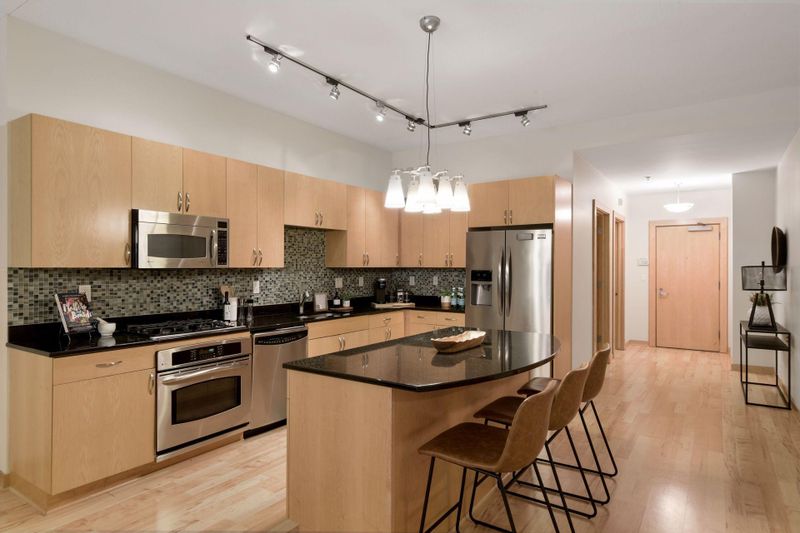 401 N 2nd St #114, Minneapolis, MN 55401