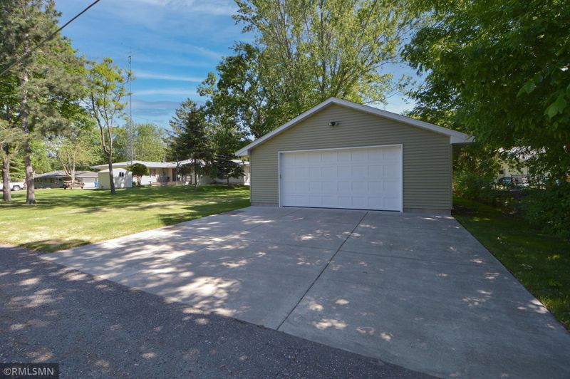 517 4th Ave N, Sauk Rapids, MN 56379