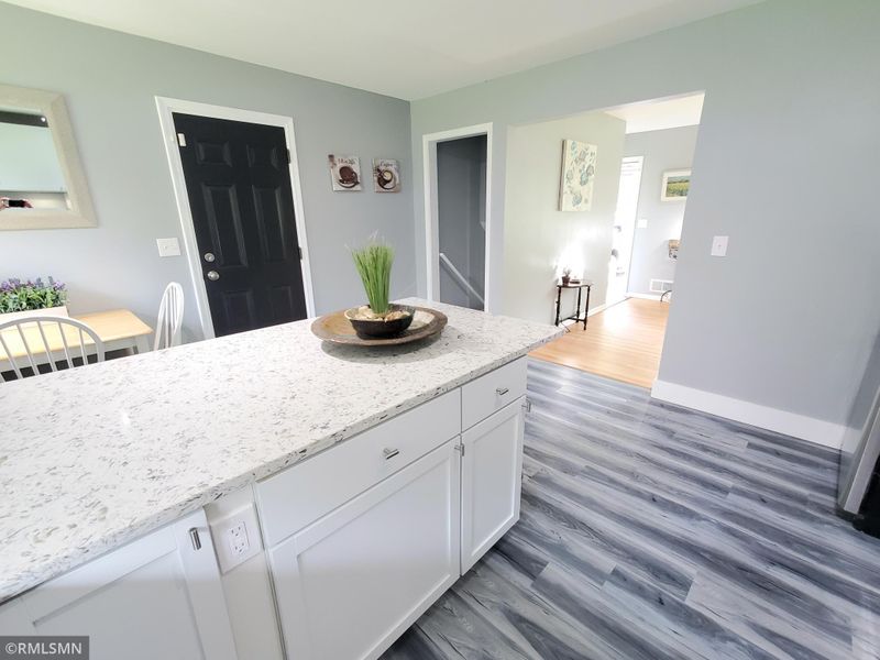5712 Rhode Island, Crystal, MN 55428