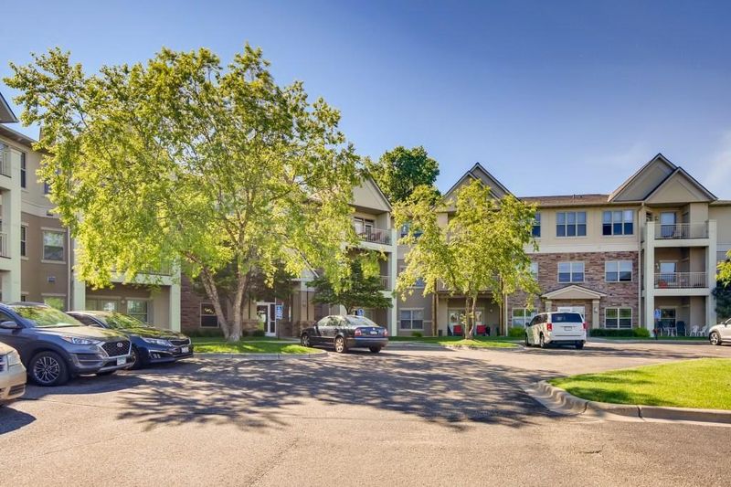 2103 Silver Bell Rd #203, Eagan, MN 55122