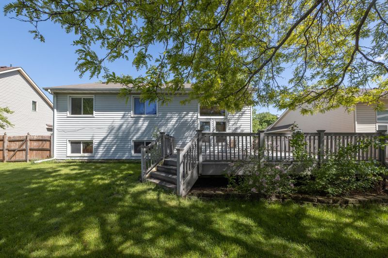 15937 Garrett Dr, Apple Valley, MN 55124