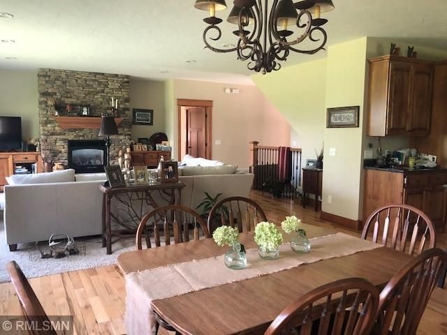 948 Whitney Ct, Nisswa, MN 56468