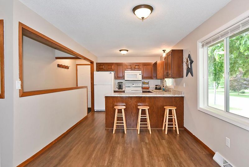 835 3rd Ave SW, Faribault, MN 55021