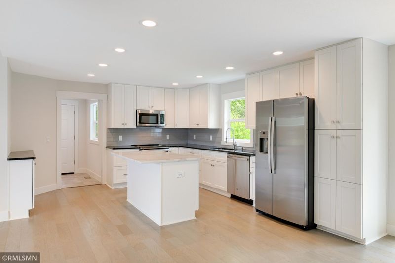 10101 Minnetonka Blvd, Minnetonka, MN 55305
