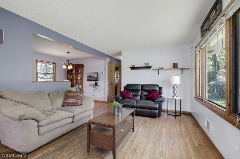 11771 Juniper St NW, Coon Rapids, MN 55448