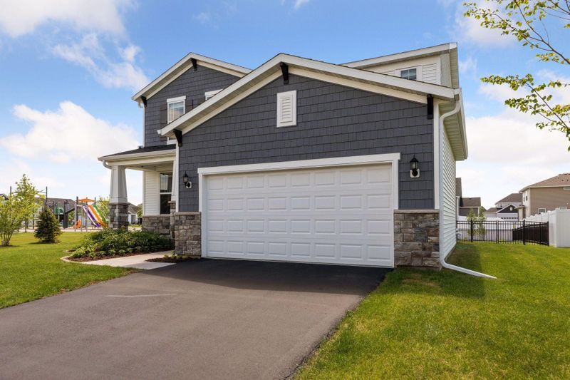 3615 112th Cir NE, Blaine, MN 55449