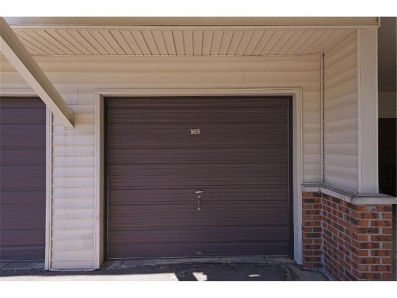 4014 Foss Rd #203, Saint Anthony, MN 55421