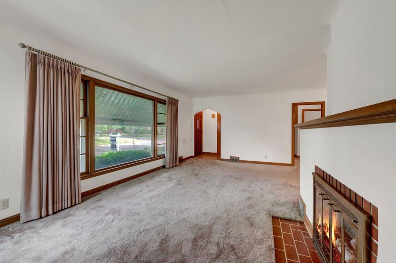 6740 Harriet Ave, Richfield, MN 55423