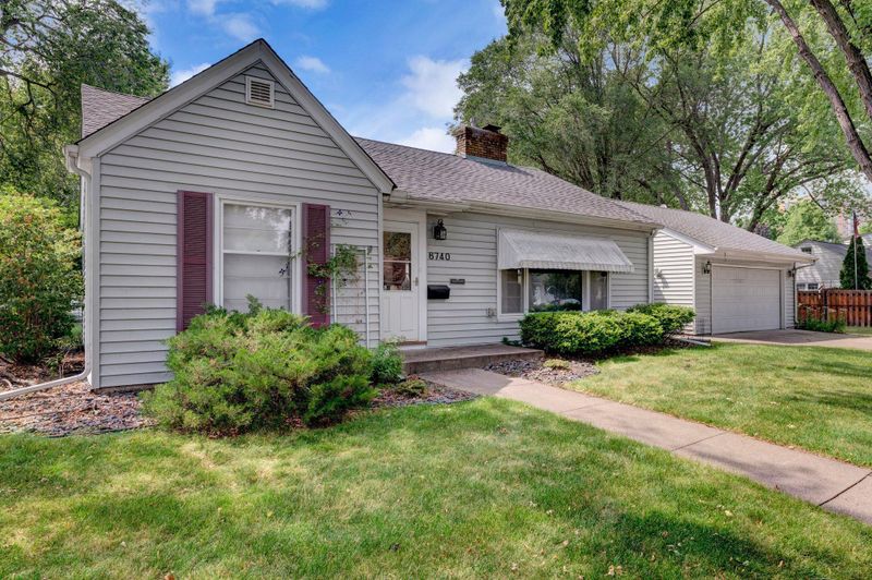 6740 Harriet Ave, Richfield, MN 55423