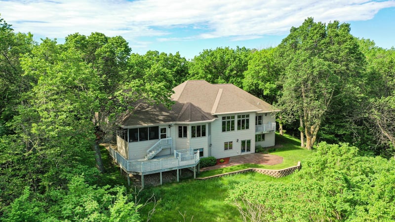 34368 Timbercrest Rd, Redwood Falls, MN 56283