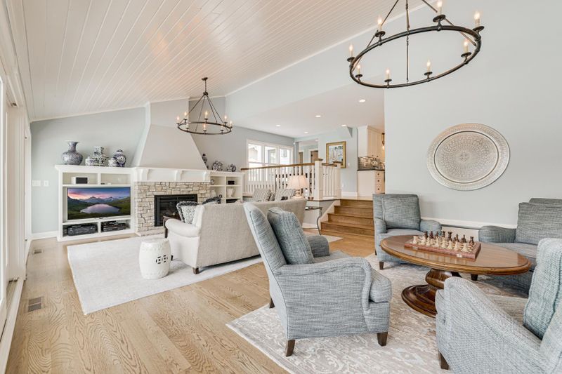 5 Cooper Ave, Edina, MN 55436